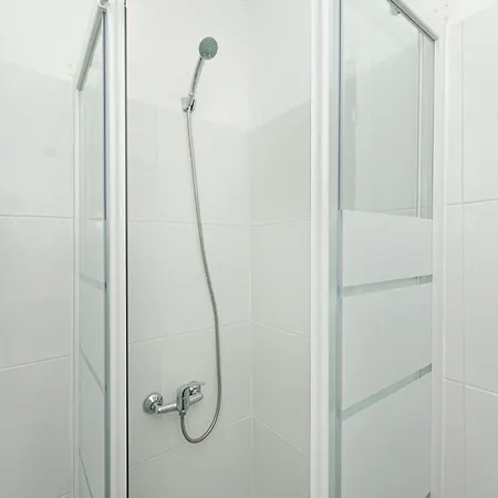 Houze Spacious Near Marquês De Pombal